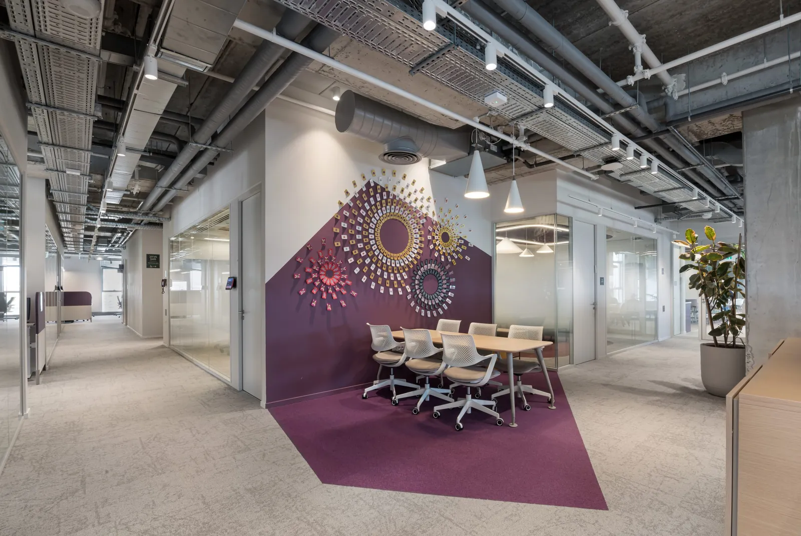 HP office interior branding by Studio Hube